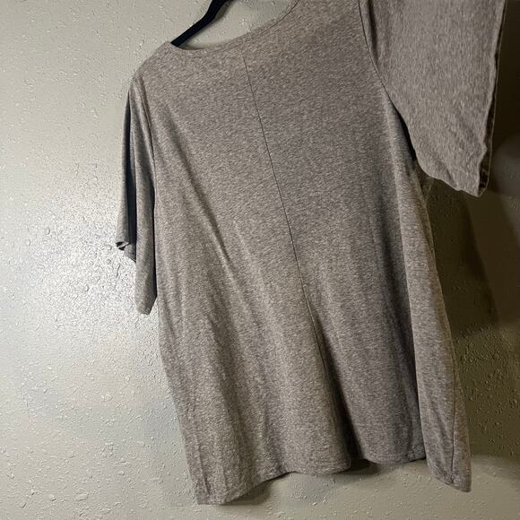Lane Bryant Womens Grey "Hello Friday" V Neck T Shirt 18/20 Feminine - Picture 2 of 6